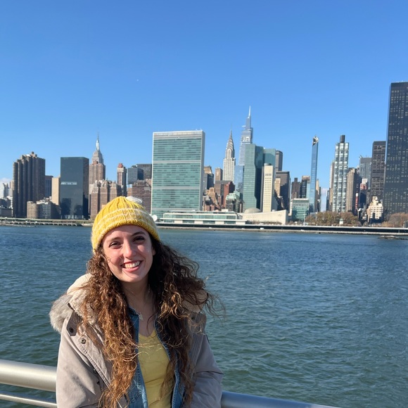 Meet your Posher, Allston - Picture 2 of 3